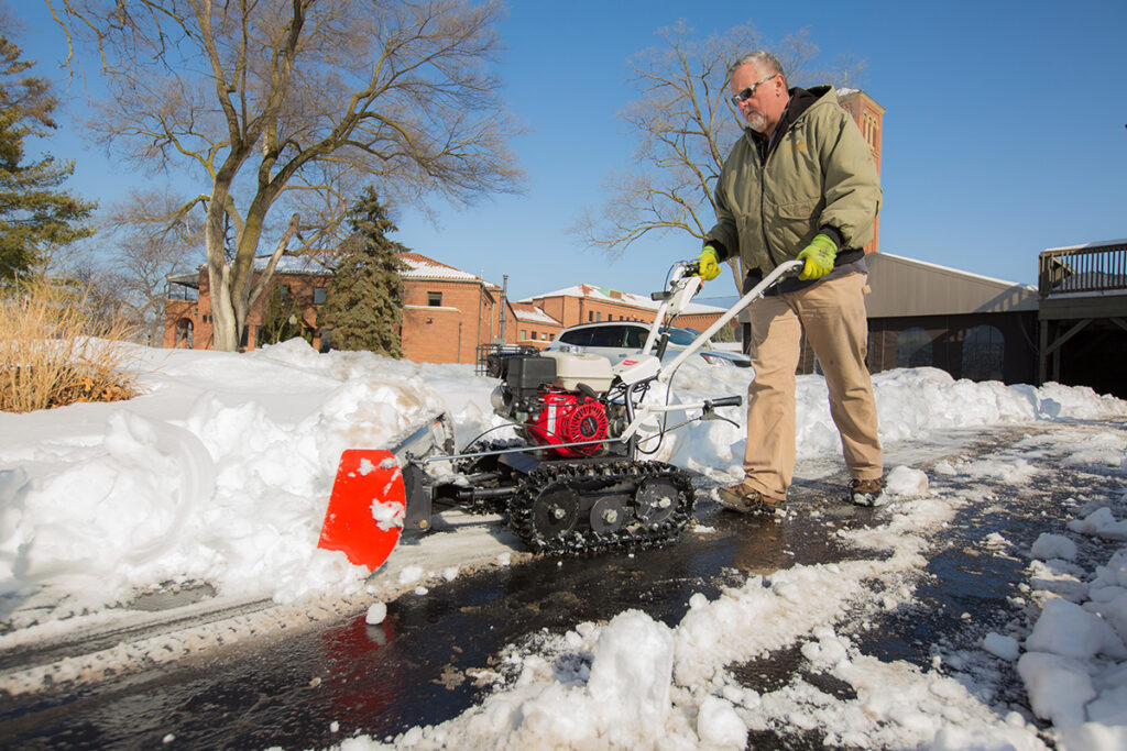 snow removal equipment wet snow 1